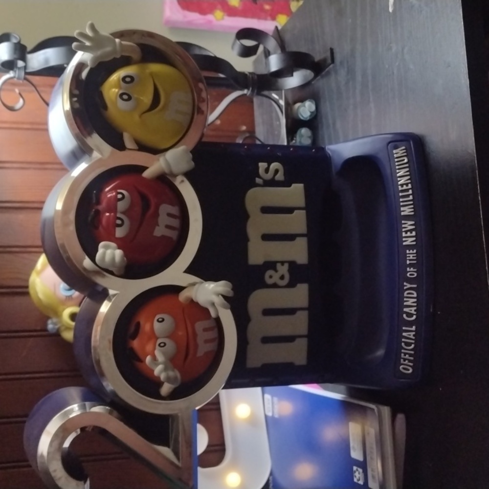 M&M'S Millennium Candy Dispenser